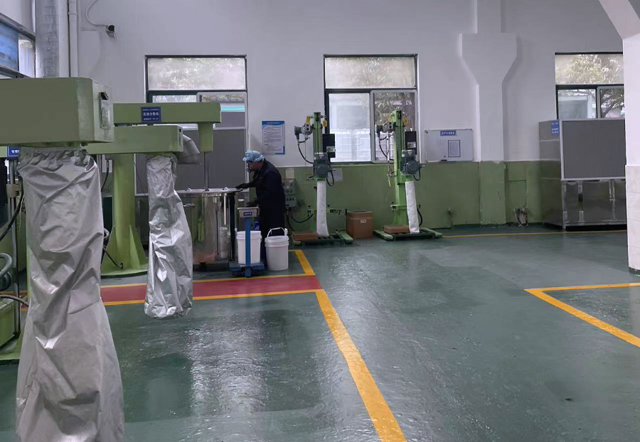 高速分散机操作场景